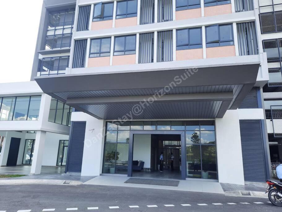 Danzastay1@Horizonsuite - Nearby Klia Sepang Ngoại thất bức ảnh